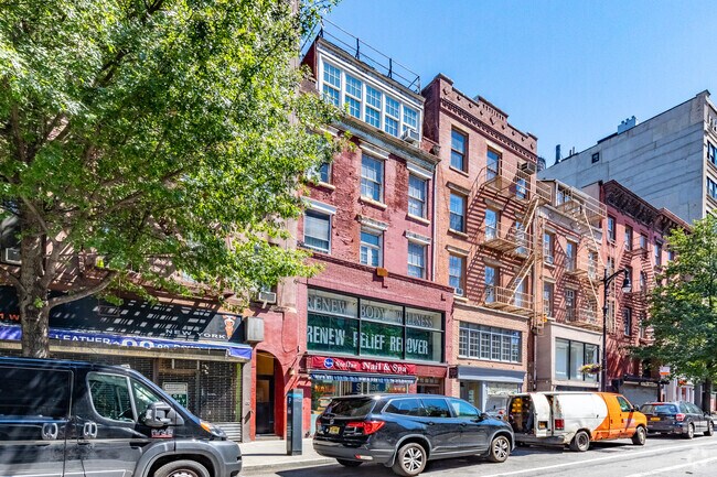 Building Photo - 49 W 8th St