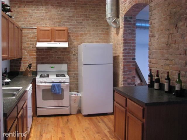 Foto del edificio - 208 W Michigan Ave