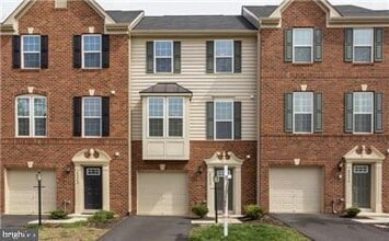 Building Photo - 45952 Iron Oak Terrace