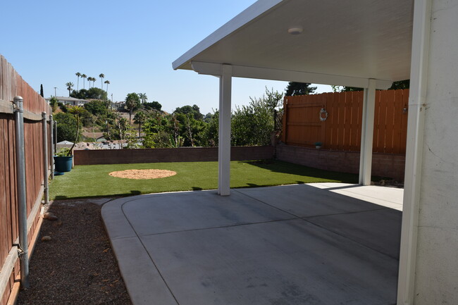 Building Photo - 6789 Alamo Way