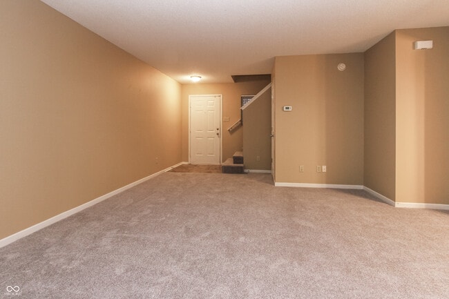 Building Photo - 1742 Elijah Blue Dr