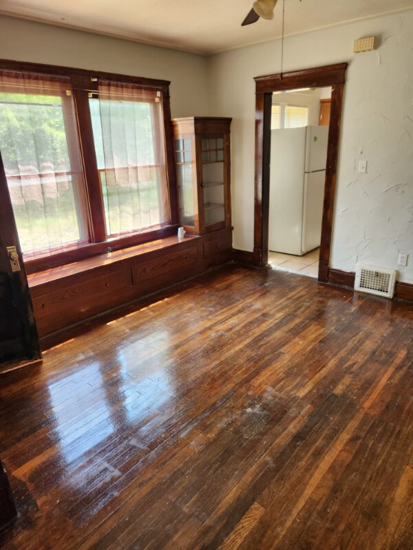 Building Photo - 14304 Scioto Ave