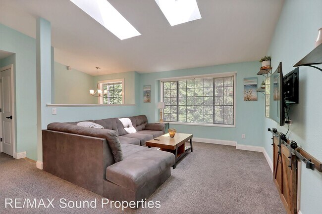 Foto del edificio - 3 br, 2 bath House - 310 View Rd
