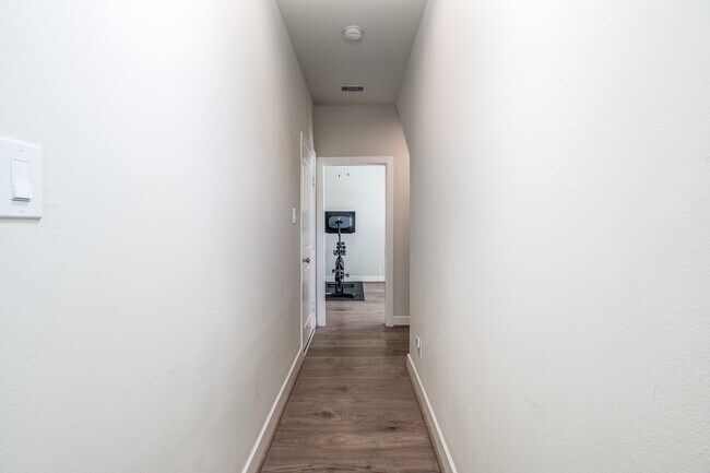 Building Photo - 4919 Avenue J