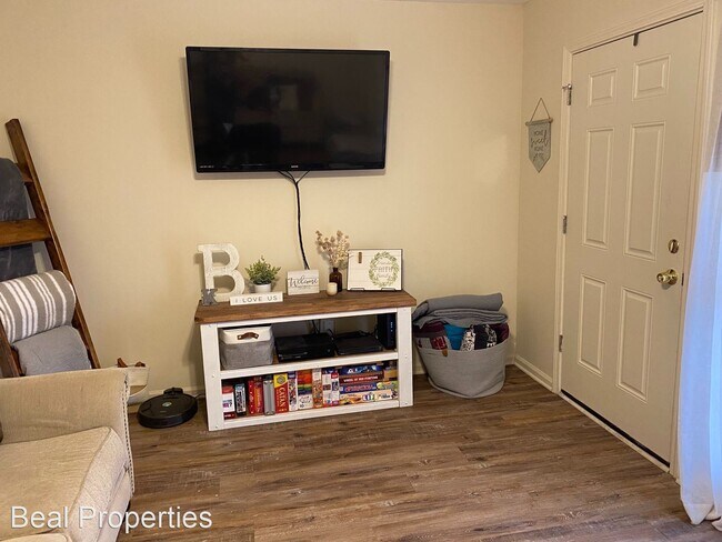 Foto del edificio - 2 br, 1.5 bath House - 513 B Cooner St
