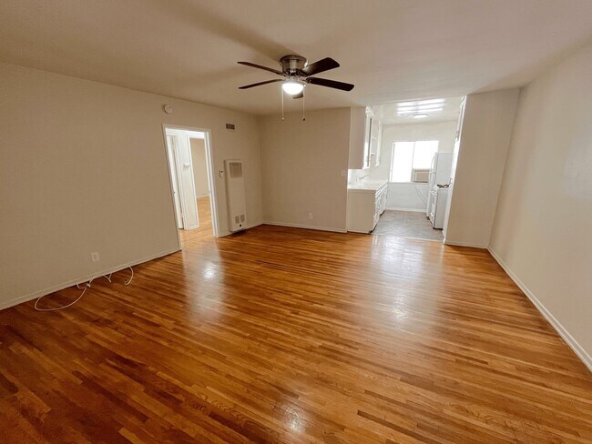 Foto del interior - 652 Veteran Ave