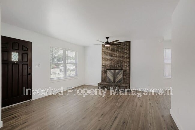 Photo - 6473 Newcombe Ct Apartment