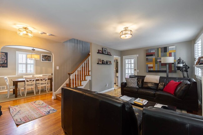 Foto del edificio - 1133 Kalmia Rd NW