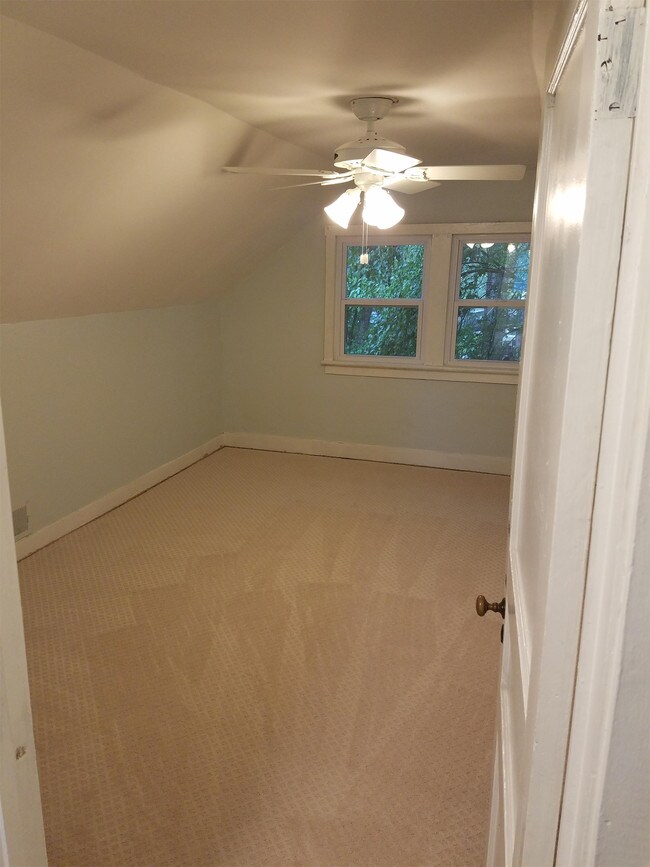 Foto del edificio - 603 Cedar Ln