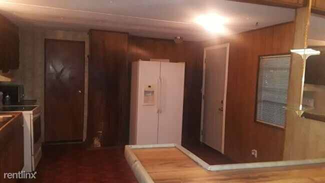 Building Photo - 25103 Brightwood Ln