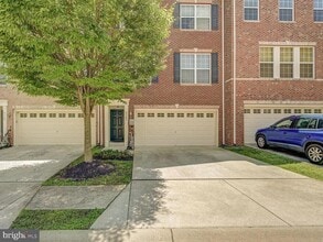 Building Photo - 9722 June Flowers Way