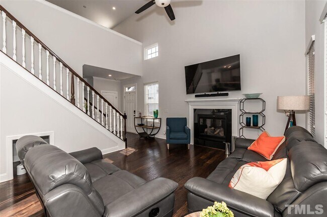 Family Room - 3 Moss Side Ter