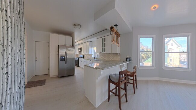 Foto del edificio - 75 Richardson St