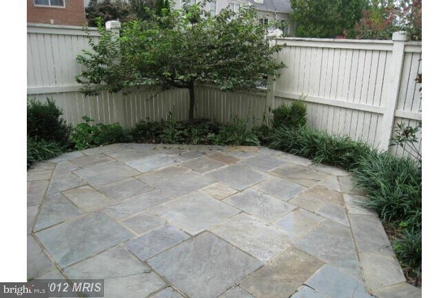 Building Photo - 10120 Ballynahown Cir