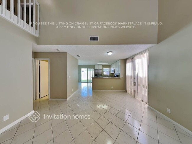 Foto del edificio - 9878 NW 2nd St