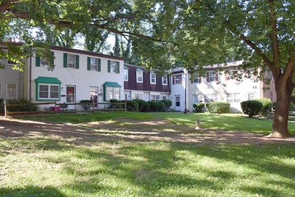 Building Photo - 3220-3266 Southern Ave