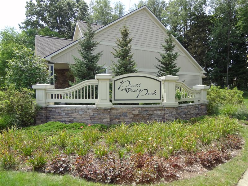 Primary Photo - 1201 Grove Ct