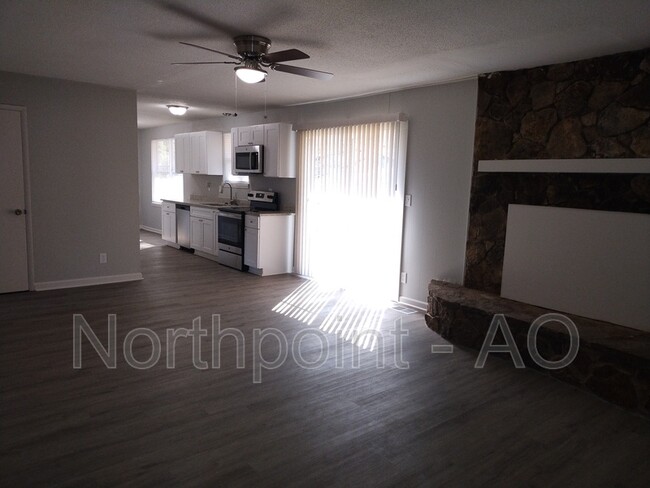 Building Photo - 4365 Stonewall Tell Rd