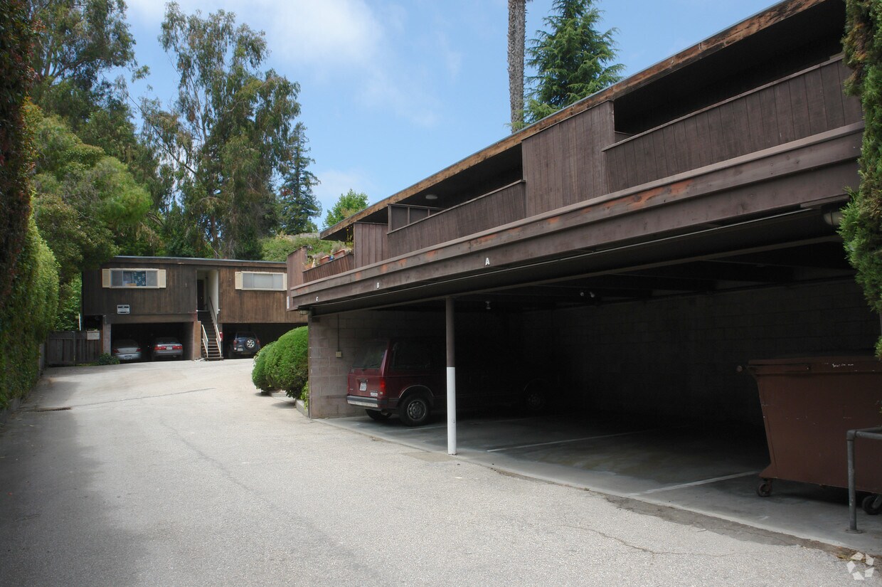 Foto del edificio - 122 Rincon St