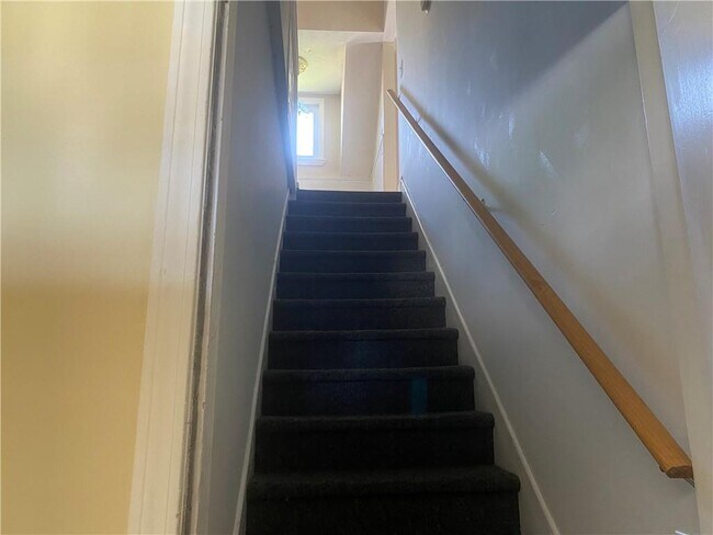 Foto del edificio - 115 Blackamore Ave