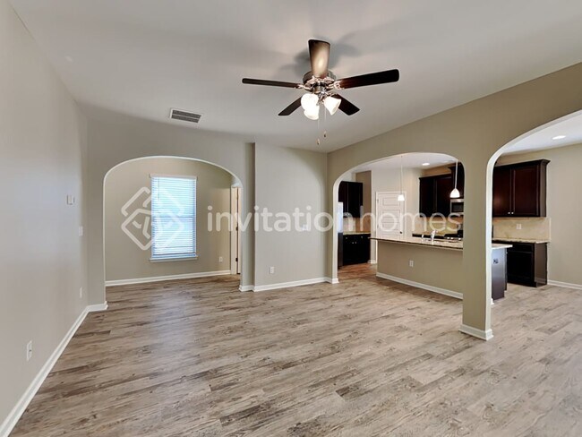 Building Photo - 2904 Warwick Ct