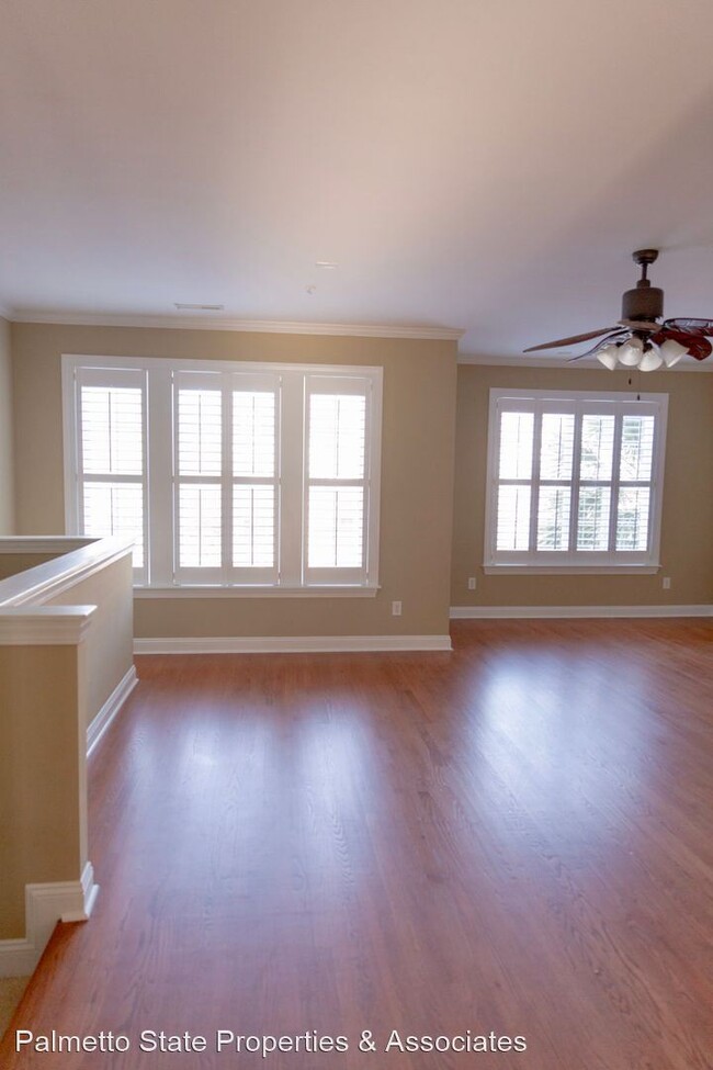 Building Photo - 3 br, 2.5 bath House - 3672 Bagley Drive