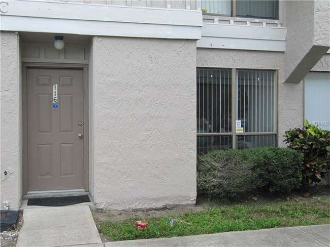 Foto del edificio - Beneva Ridge Condominiums