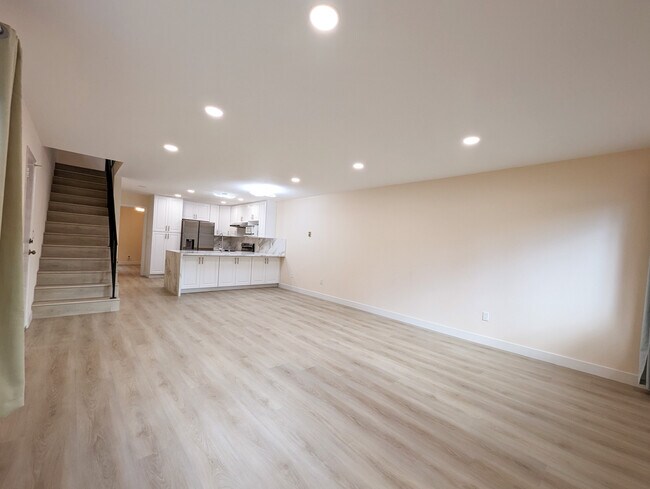 Foto del edificio - 7845 Camino Raposa