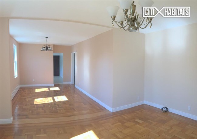 Foto del edificio - 252 Cromwell Ave