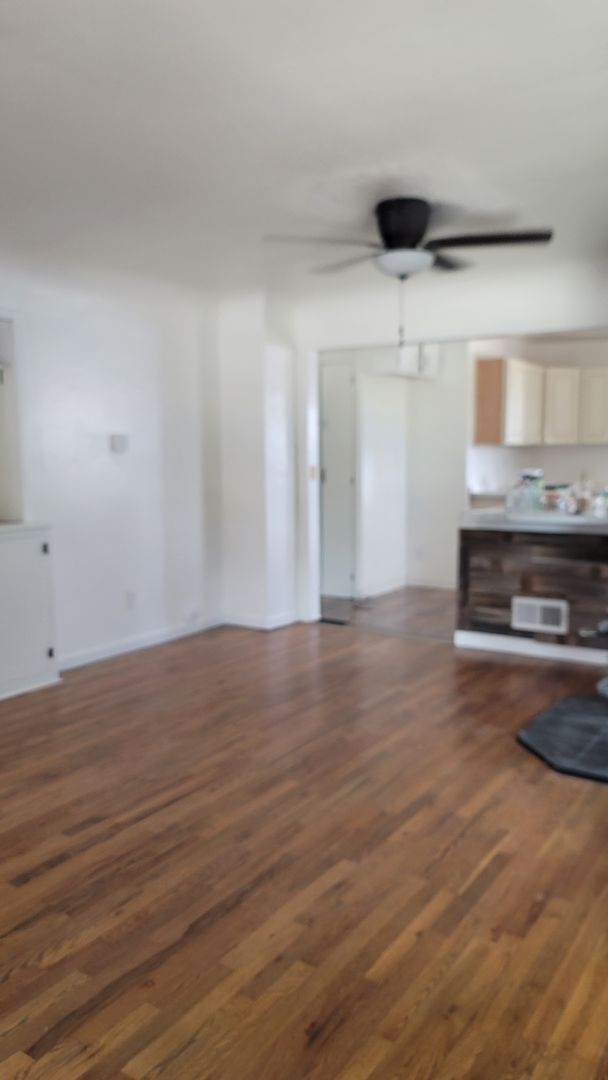 Foto del edificio - Amazing 4 bedroom Ranch home on a corner l...