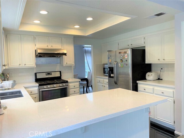 Building Photo - 26 Phillipsburg