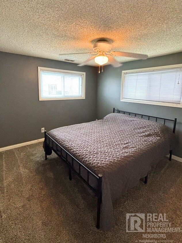 Primary Photo - Spacious 2 Bed, 1 Bath Home in Alto, MI