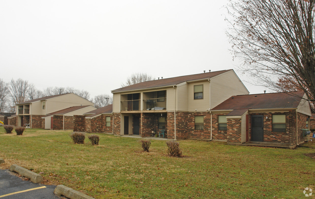 Building Photo - W K Elliot Garden Apartments