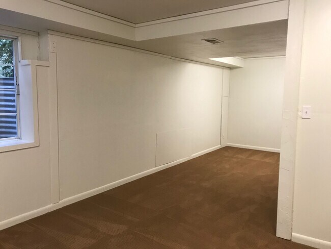 Foto del edificio - Waneka Lake 3 Bed/2 Bath Close to Everything!