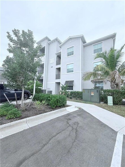 Foto del edificio - 14161 Heritage Landing Blvd