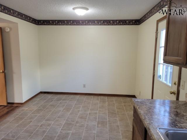 Foto del edificio - 2942 Gossett Dr