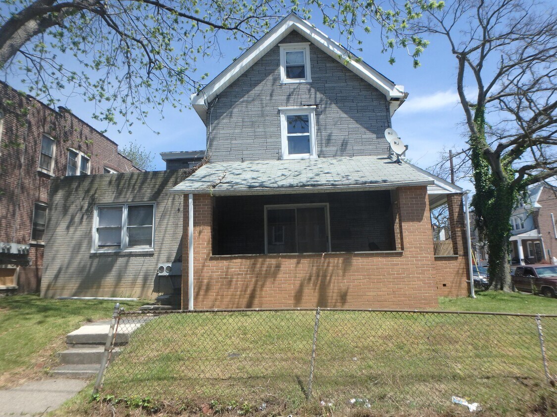 Building Photo - 2901 N West St