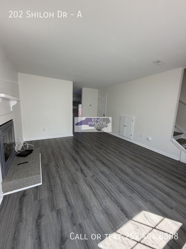 Building Photo - 202 Shiloh Dr