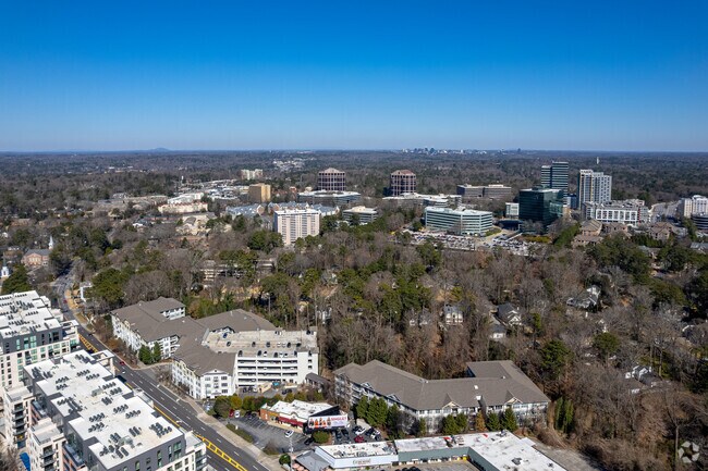 Foto aérea - Gramercy at Buckhead