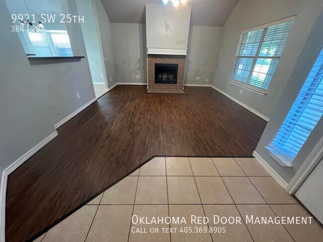 Foto del edificio - 9921 SW 25th St