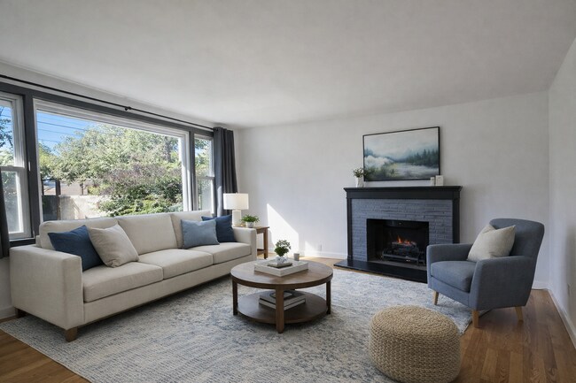 Foto del edificio - 16748 Linden Ave N