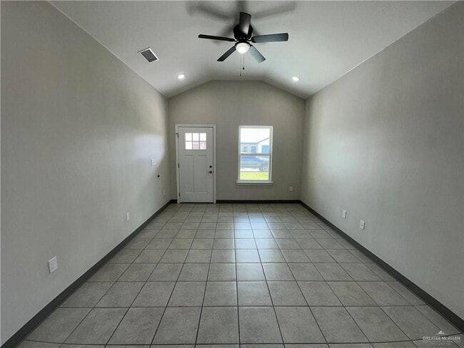 Foto del edificio - 10 Valley S Cir