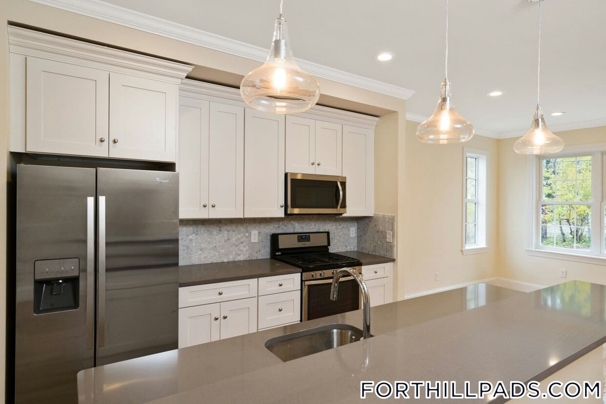 Foto principal - 128 Roxbury St