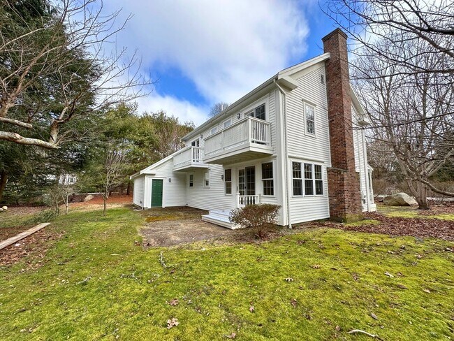 Building Photo - 10 A P Newcomb Rd