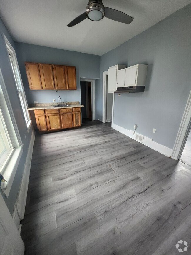 Apartments under 900 in Erie PA 111 Rentals