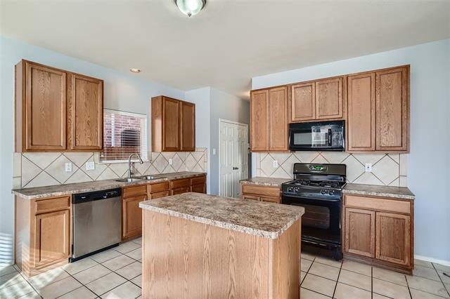 Foto del edificio - 4512 Ridgeway Dr