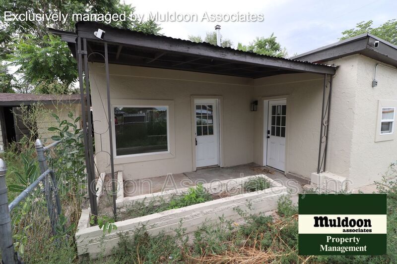 Foto principal - 2125 1/2 E 8th St