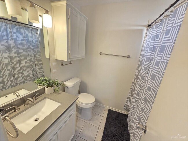 Foto del edificio - 15 Ashley Pl