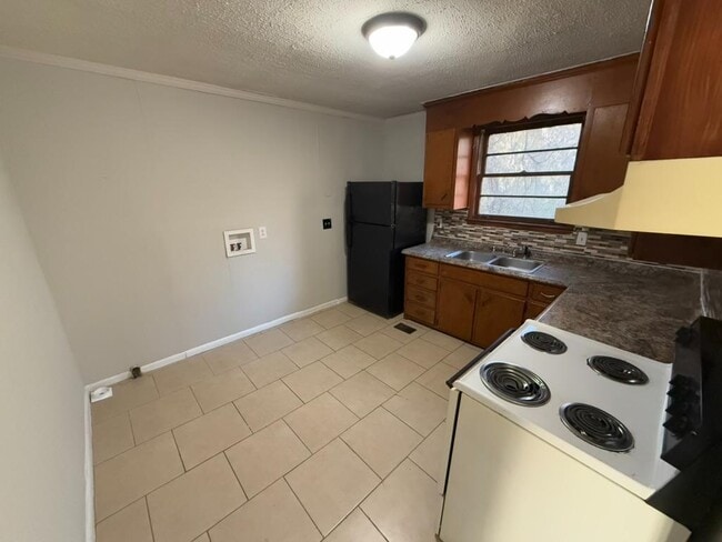 Photo - 5009 Brewer Ct Apartment