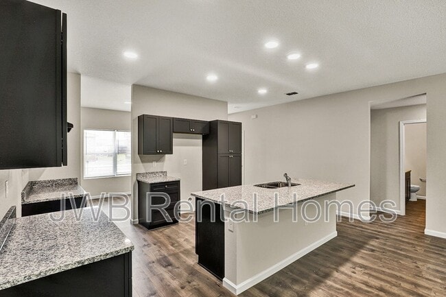 Building Photo - 10514 Monaco Dr